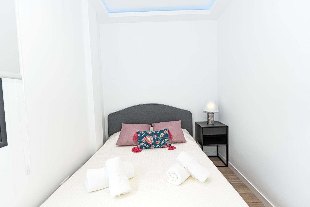 Acogedor Apartamento En Estepona Centro By Rent Me Buitenkant foto