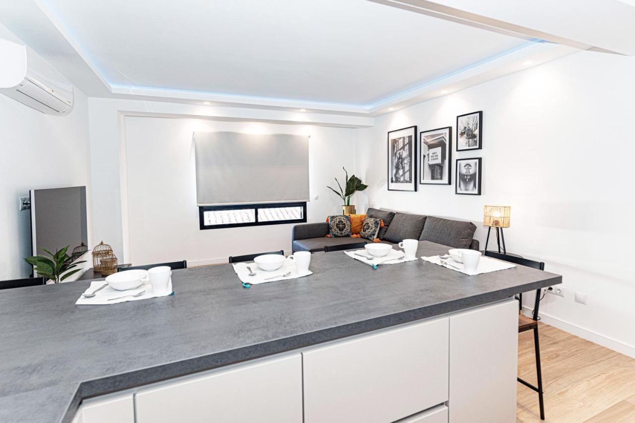 Acogedor Apartamento En Estepona Centro By Rent Me Buitenkant foto
