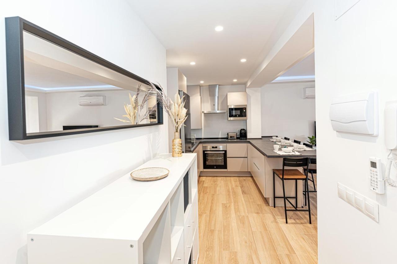 Acogedor Apartamento En Estepona Centro By Rent Me Buitenkant foto
